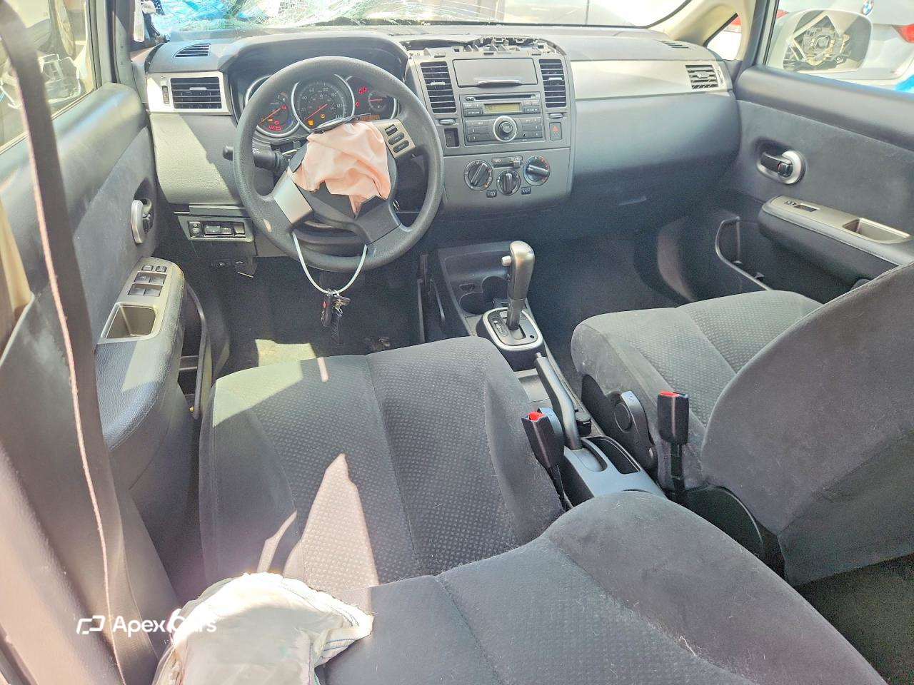 Nissan Versa 2011