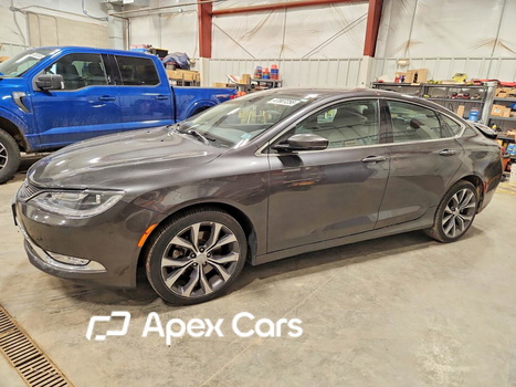 Chrysler 200 2015 - Image 1 of 13