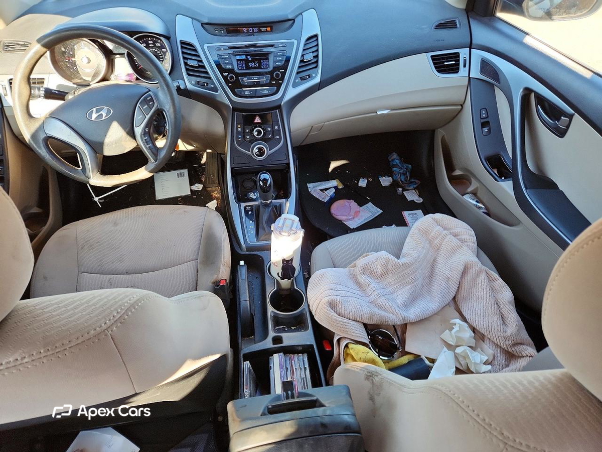 Hyundai Elantra 2014