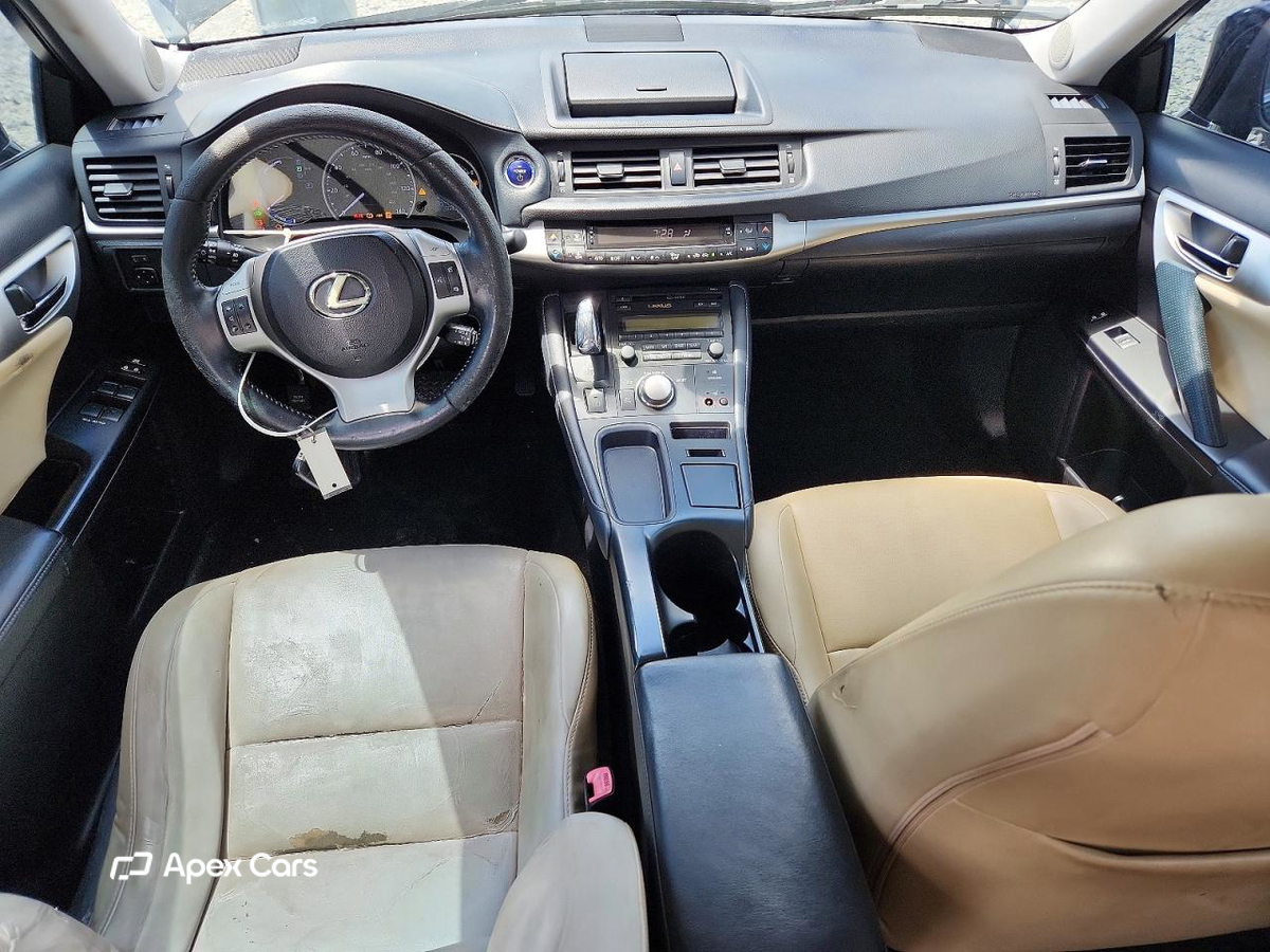 Lexus CT 2012