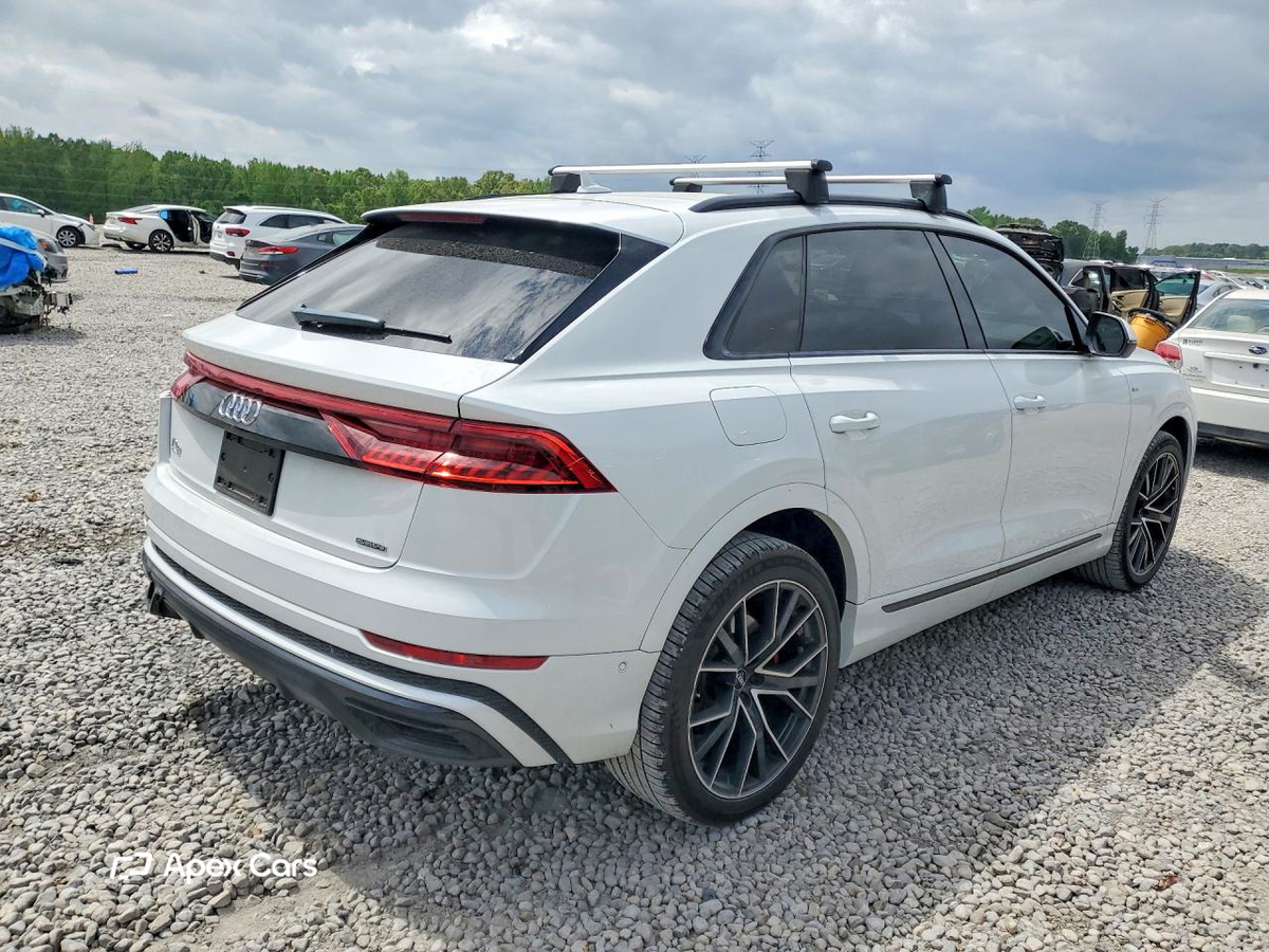 Audi Q8 2021