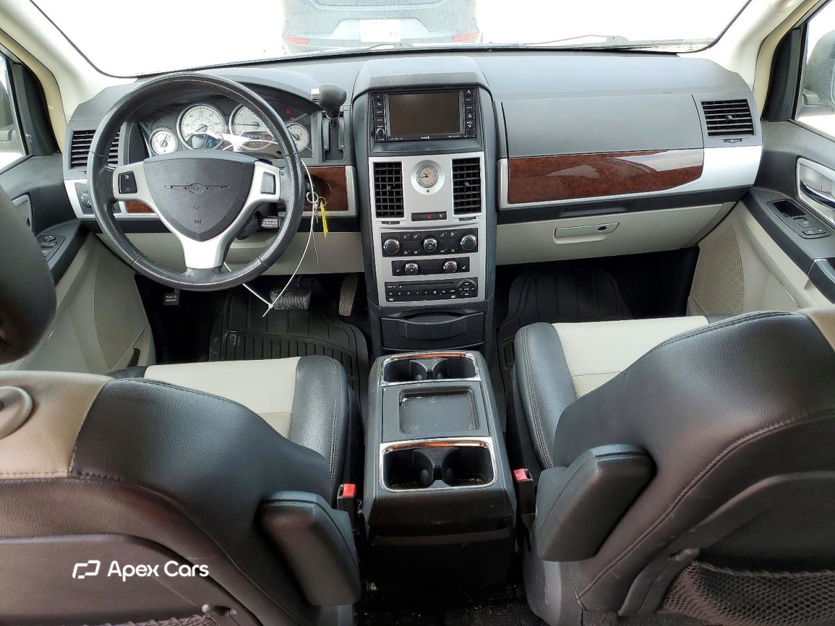 Chrysler Voyager 2010