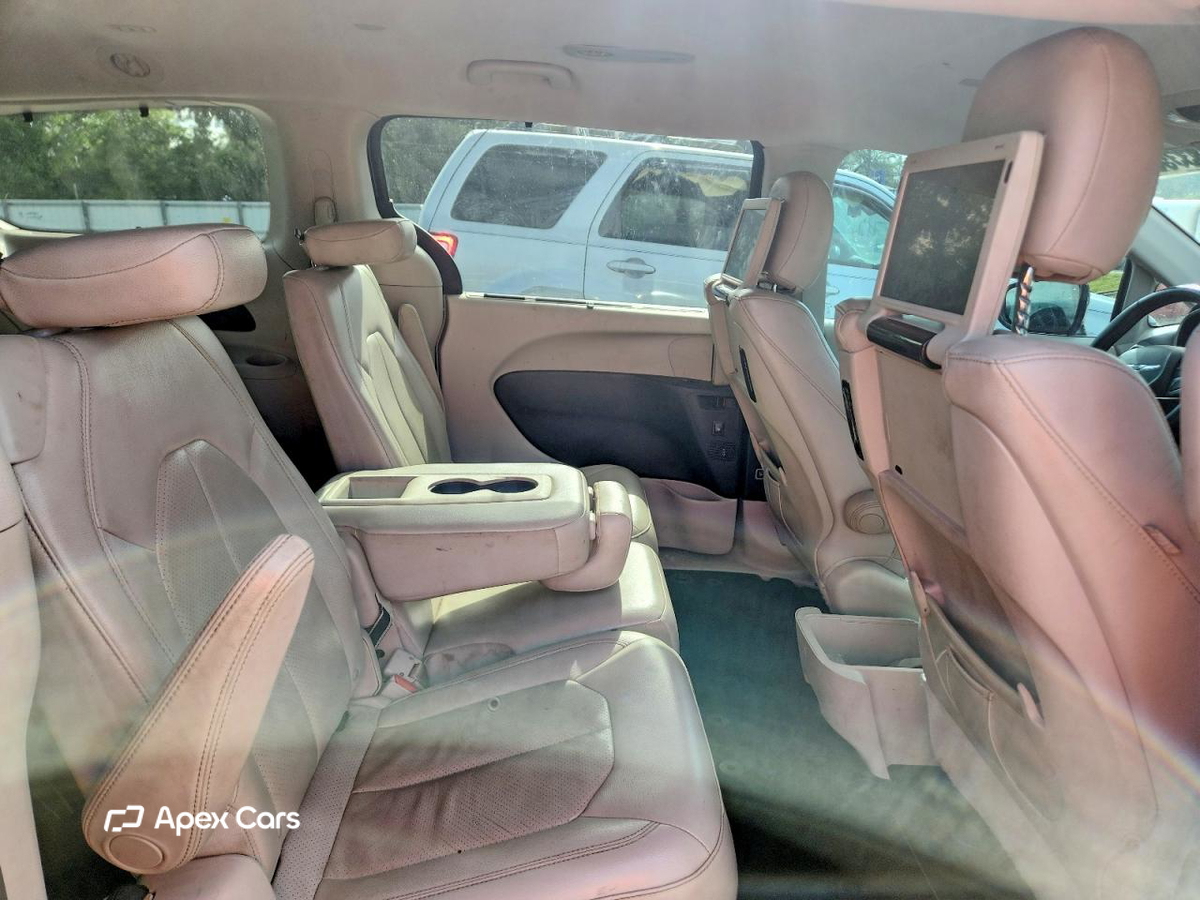 Chrysler Pacifica 2017