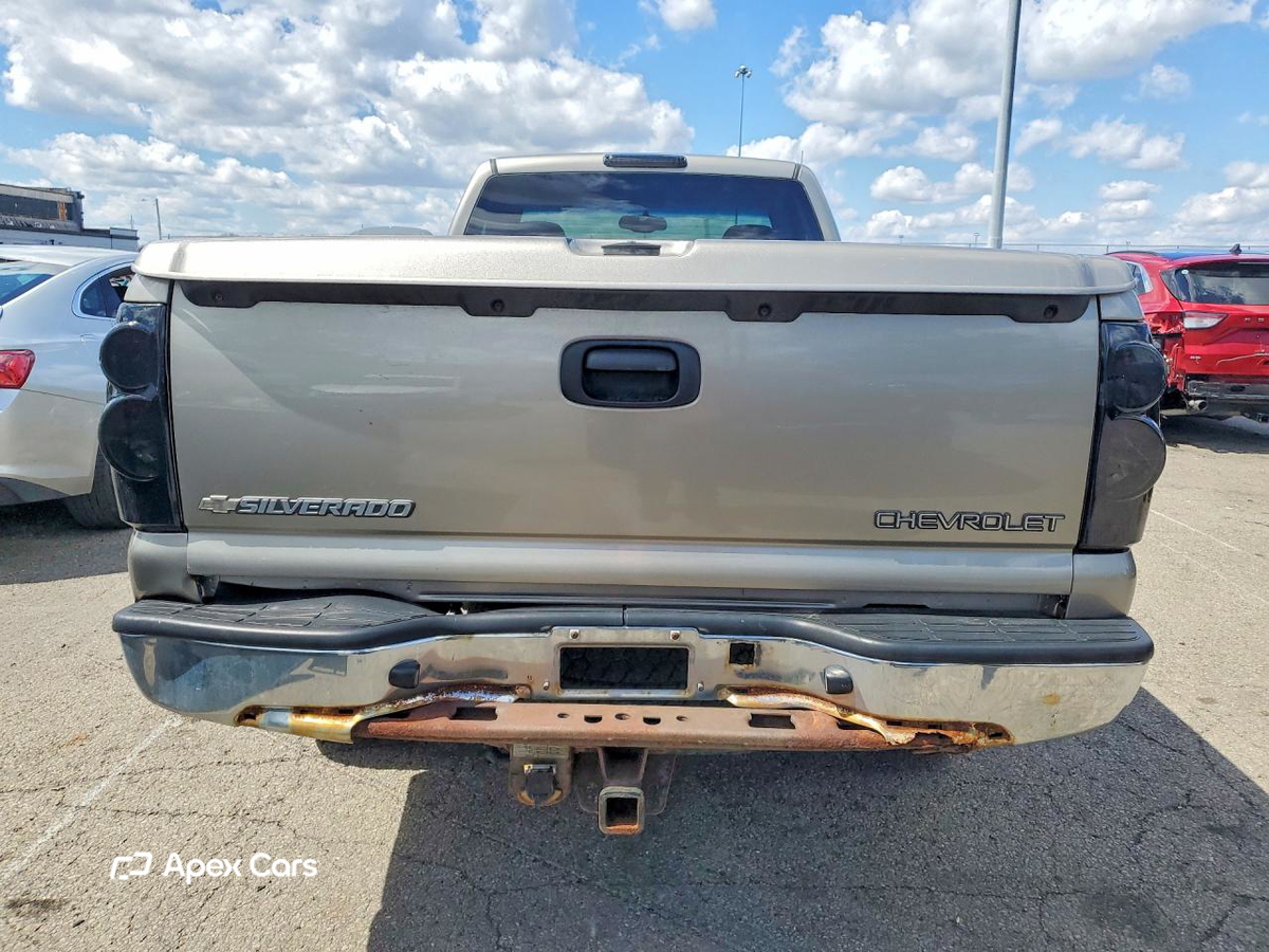 Chevrolet Silverado 2003