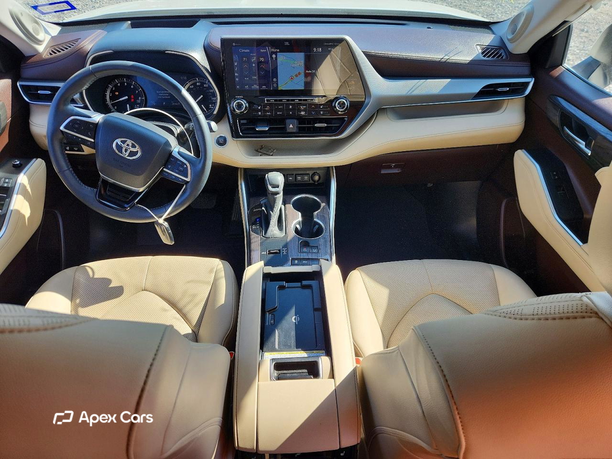 Toyota Highlander 2020