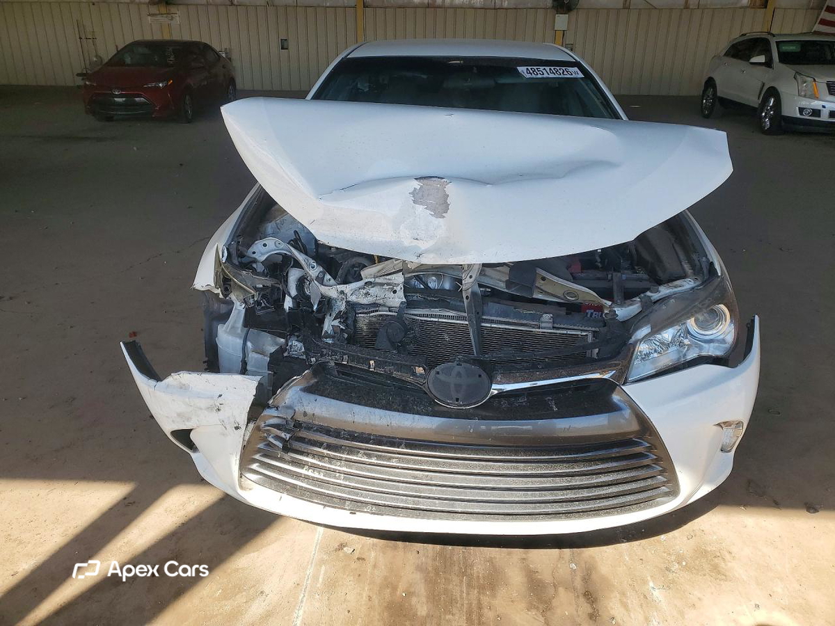 Toyota Camry 2016