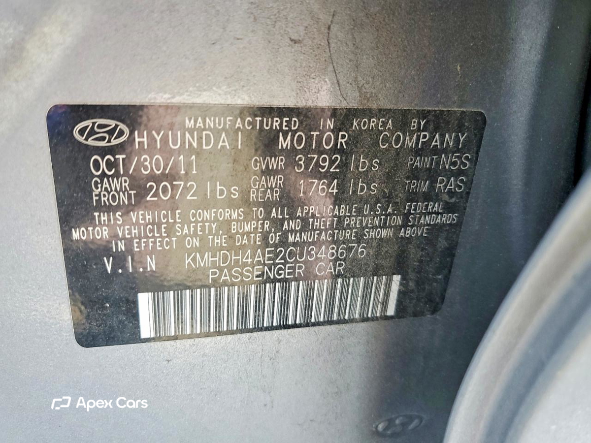 Hyundai Elantra 2012