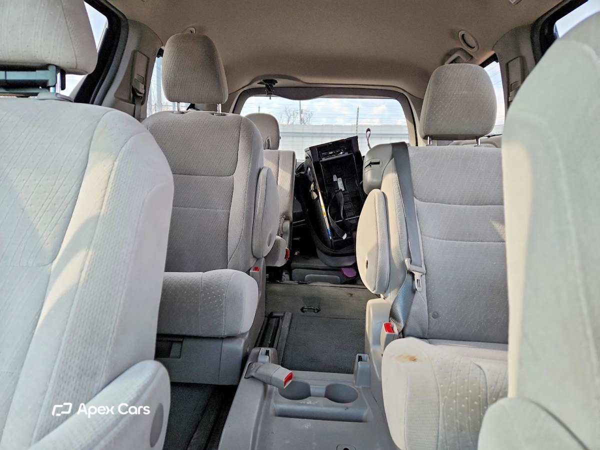 Toyota Sienna 2015