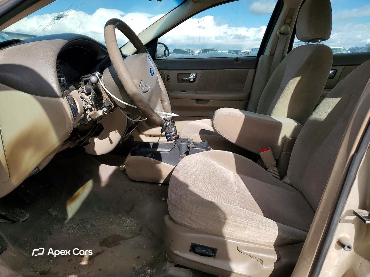 Ford Taurus 2001