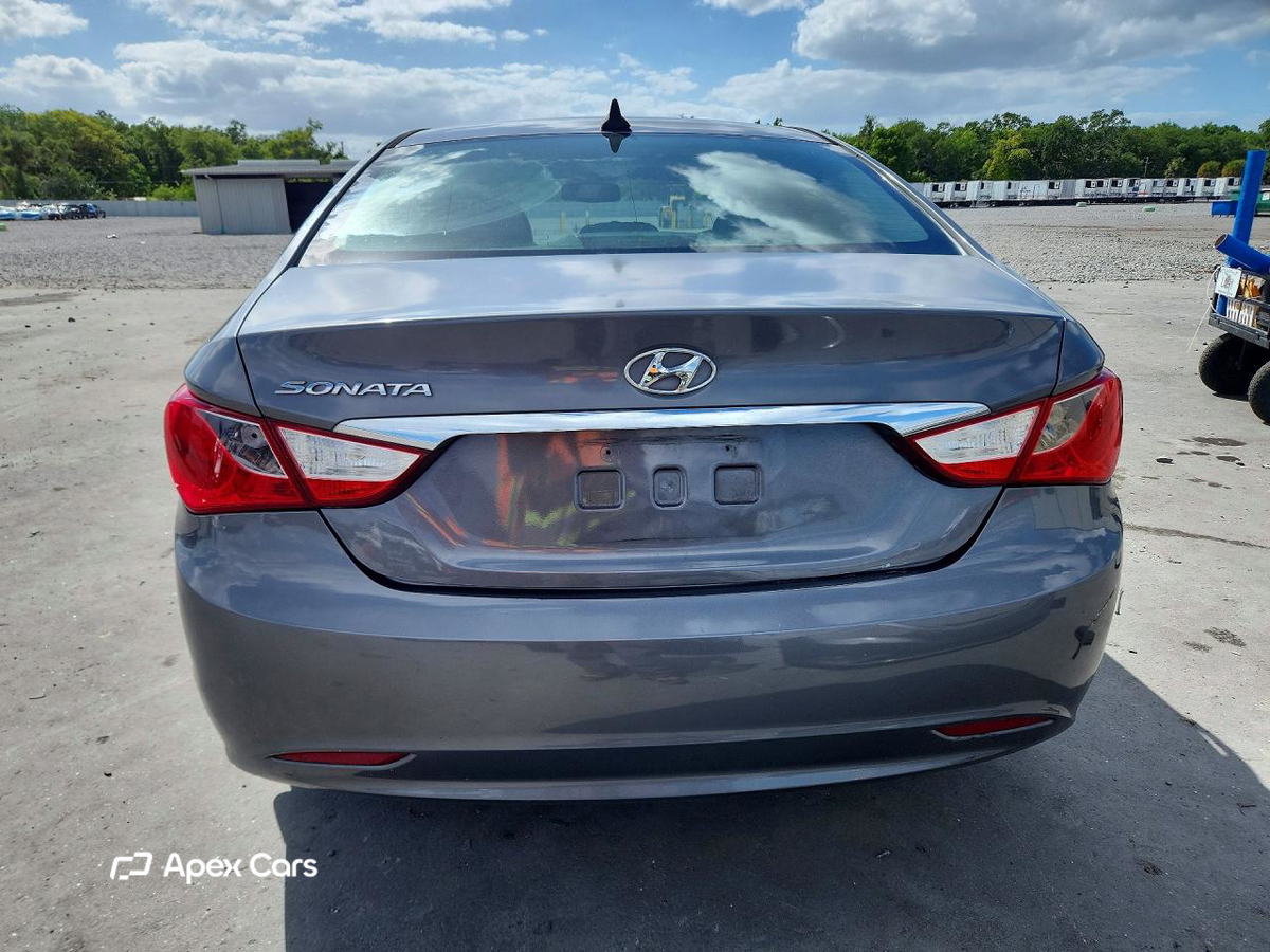 Hyundai Sonata 2013