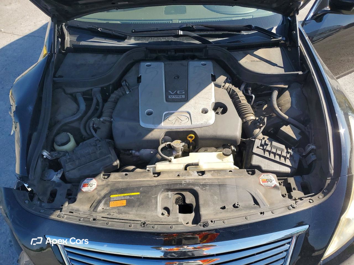 Infiniti G 2012