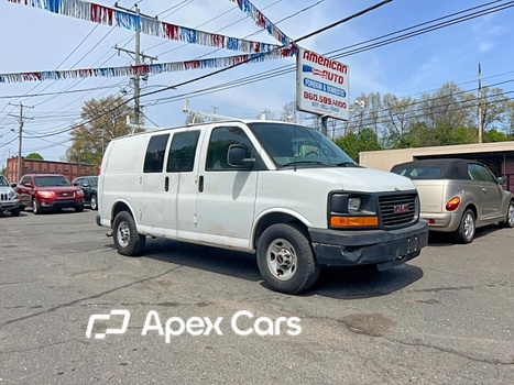 2013 GMC Savana - Image 1 of 5