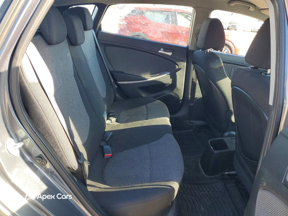 Hyundai Accent 2013