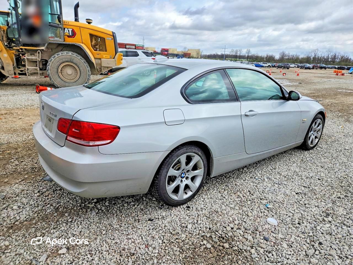 BMW Series 3 2009