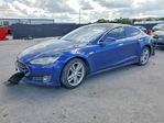 Tesla Model S 2015