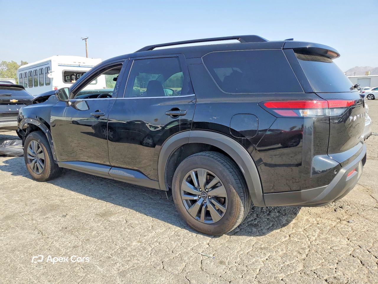 Nissan Pathfinder 2024