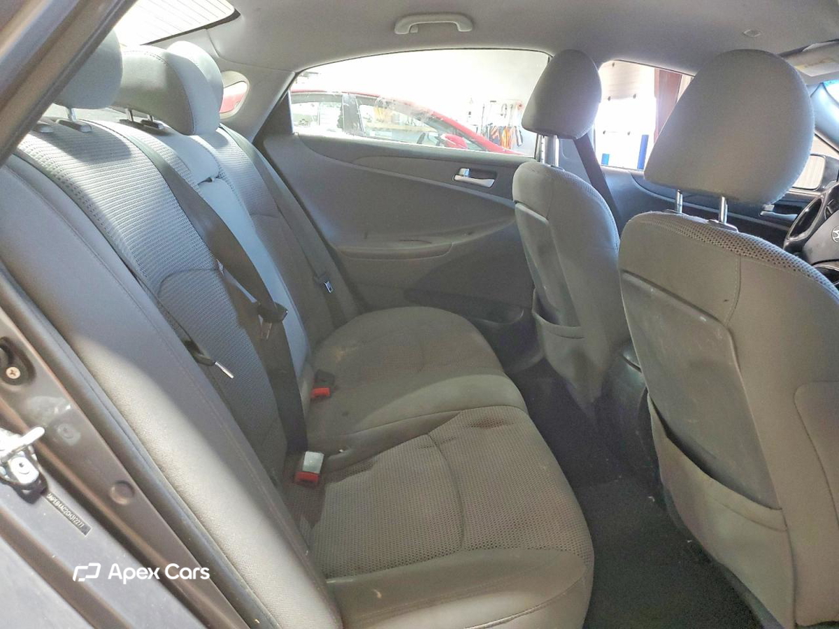 Hyundai Sonata 2012