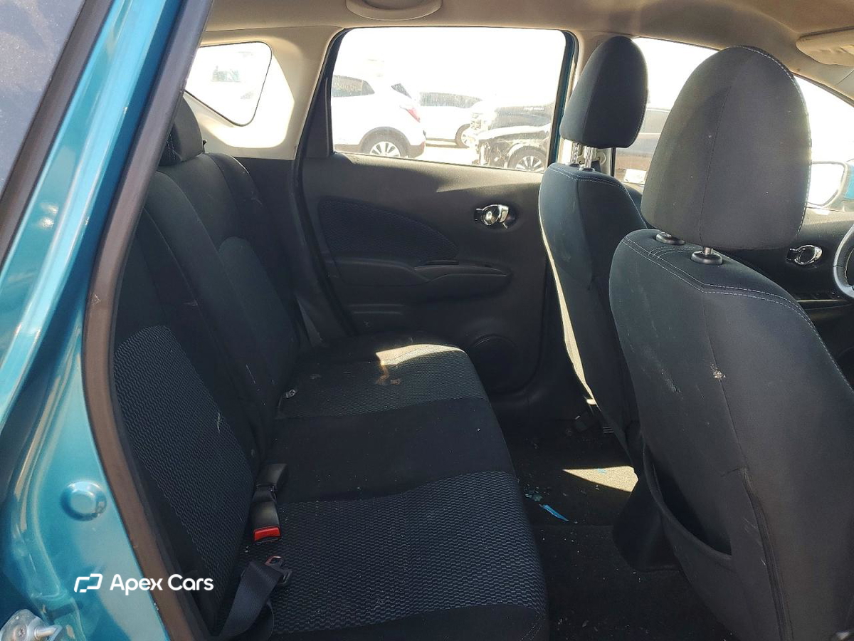 Nissan Versa 2016