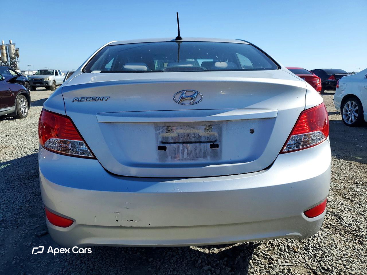 Hyundai Accent 2012