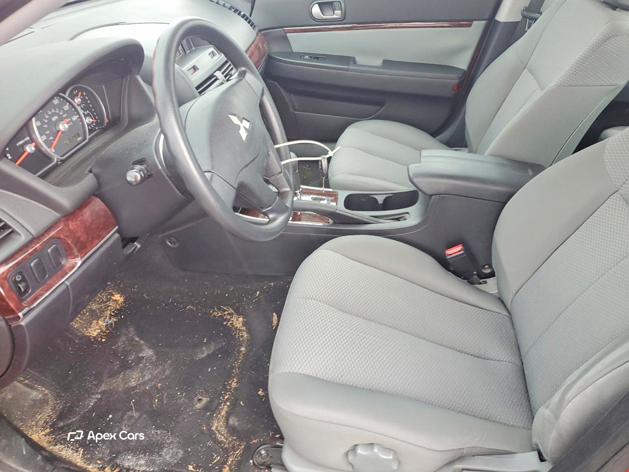 Mitsubishi Galant 2009