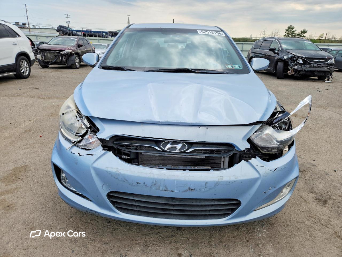 Hyundai Accent 2012