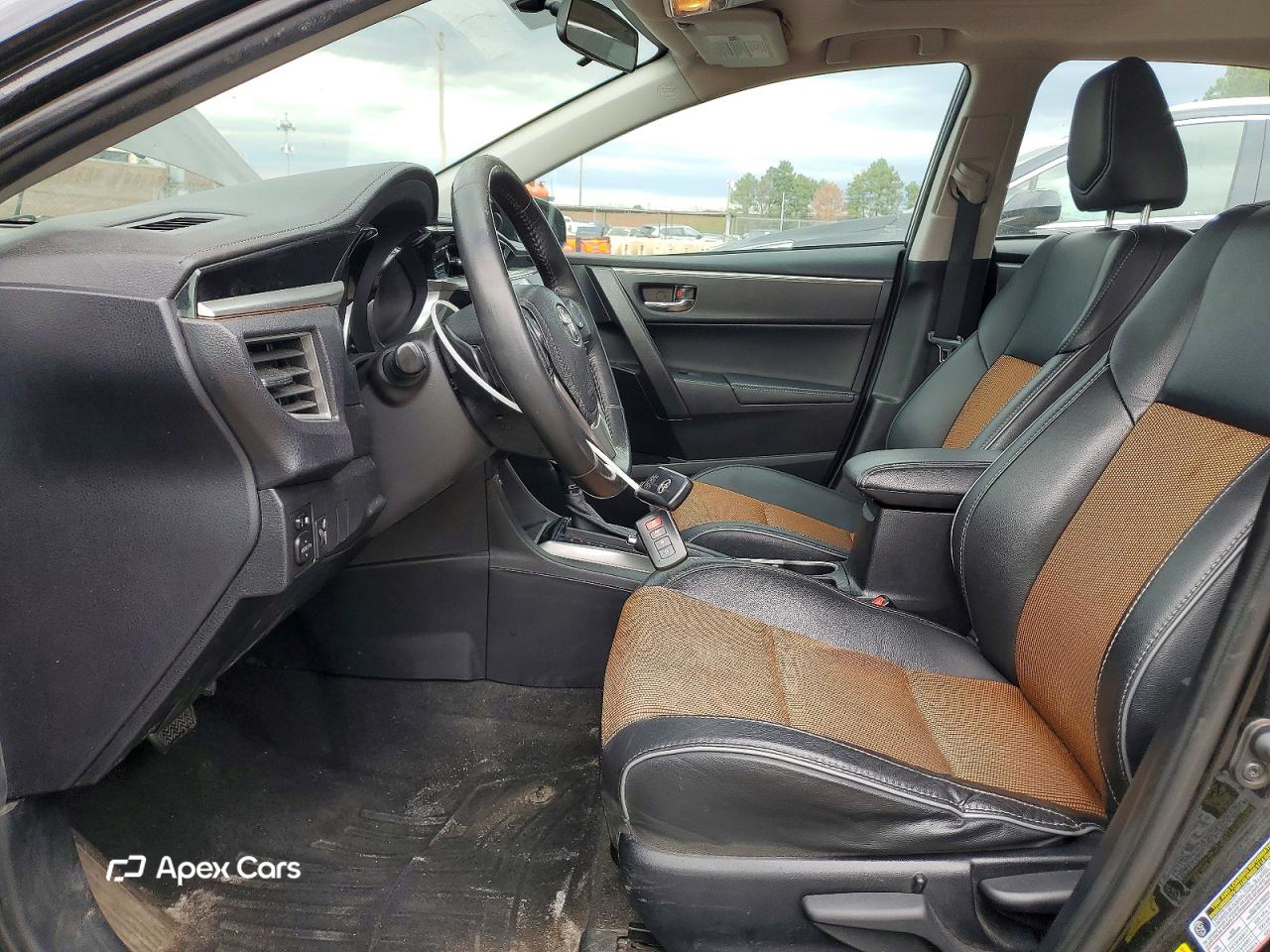 Toyota Corolla 2015