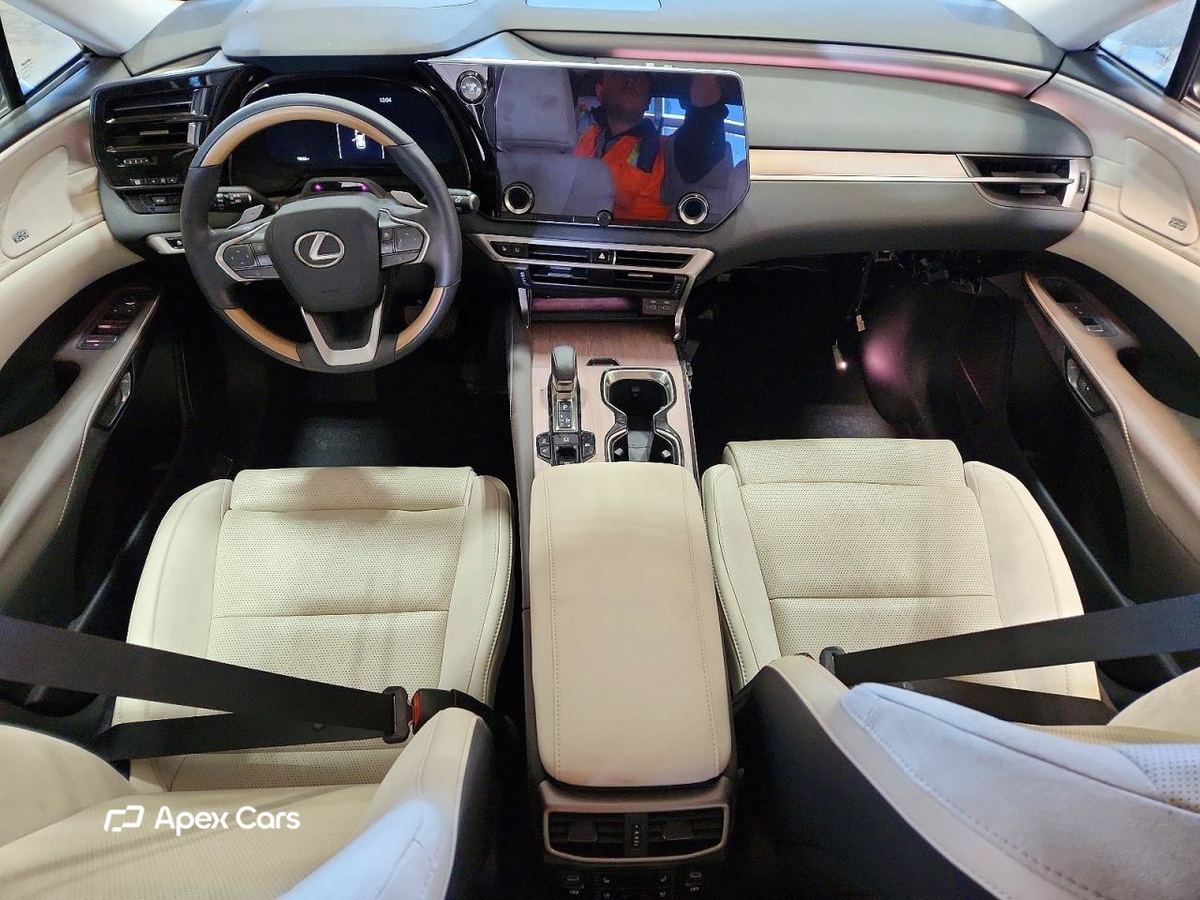 Lexus RX 2025