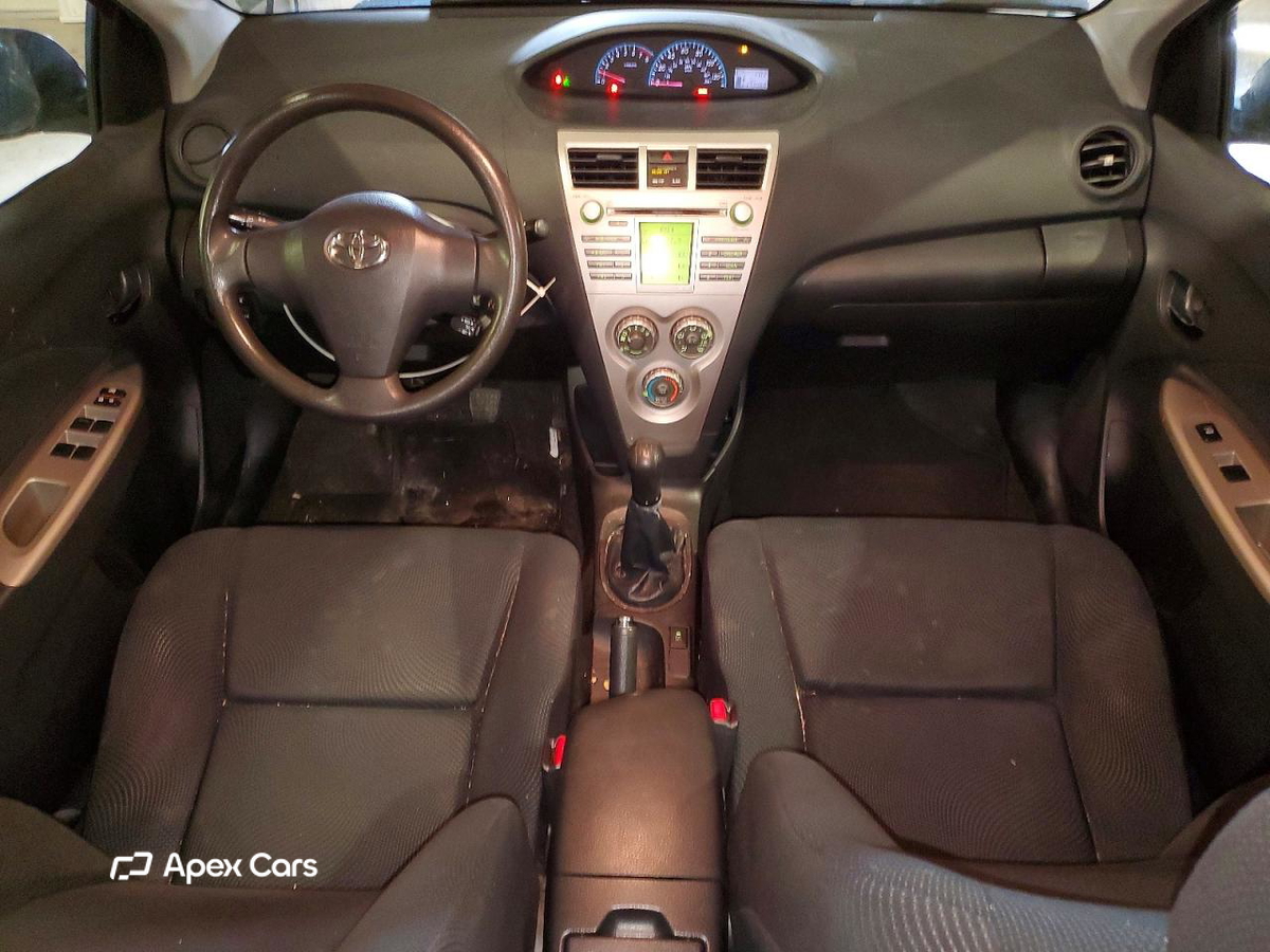 Toyota Yaris 2010