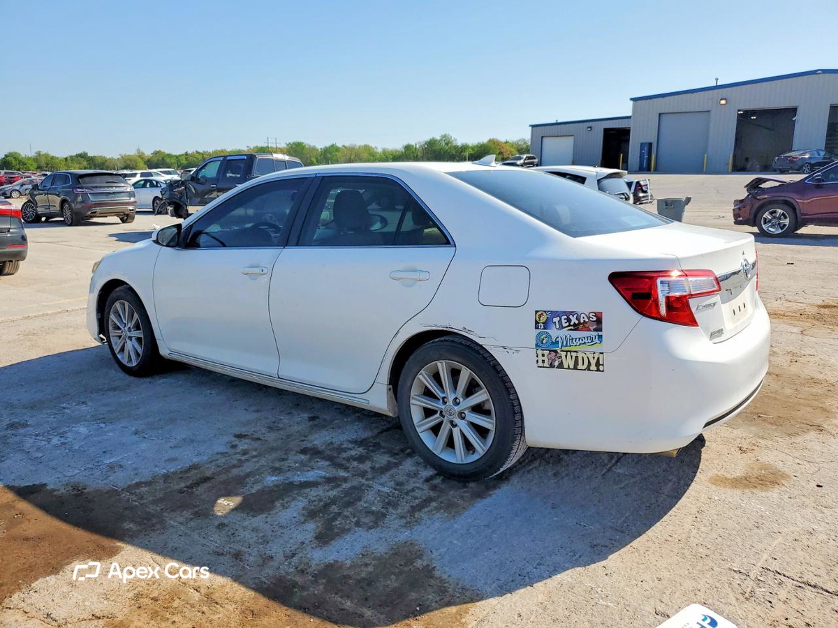 Toyota Camry 2012