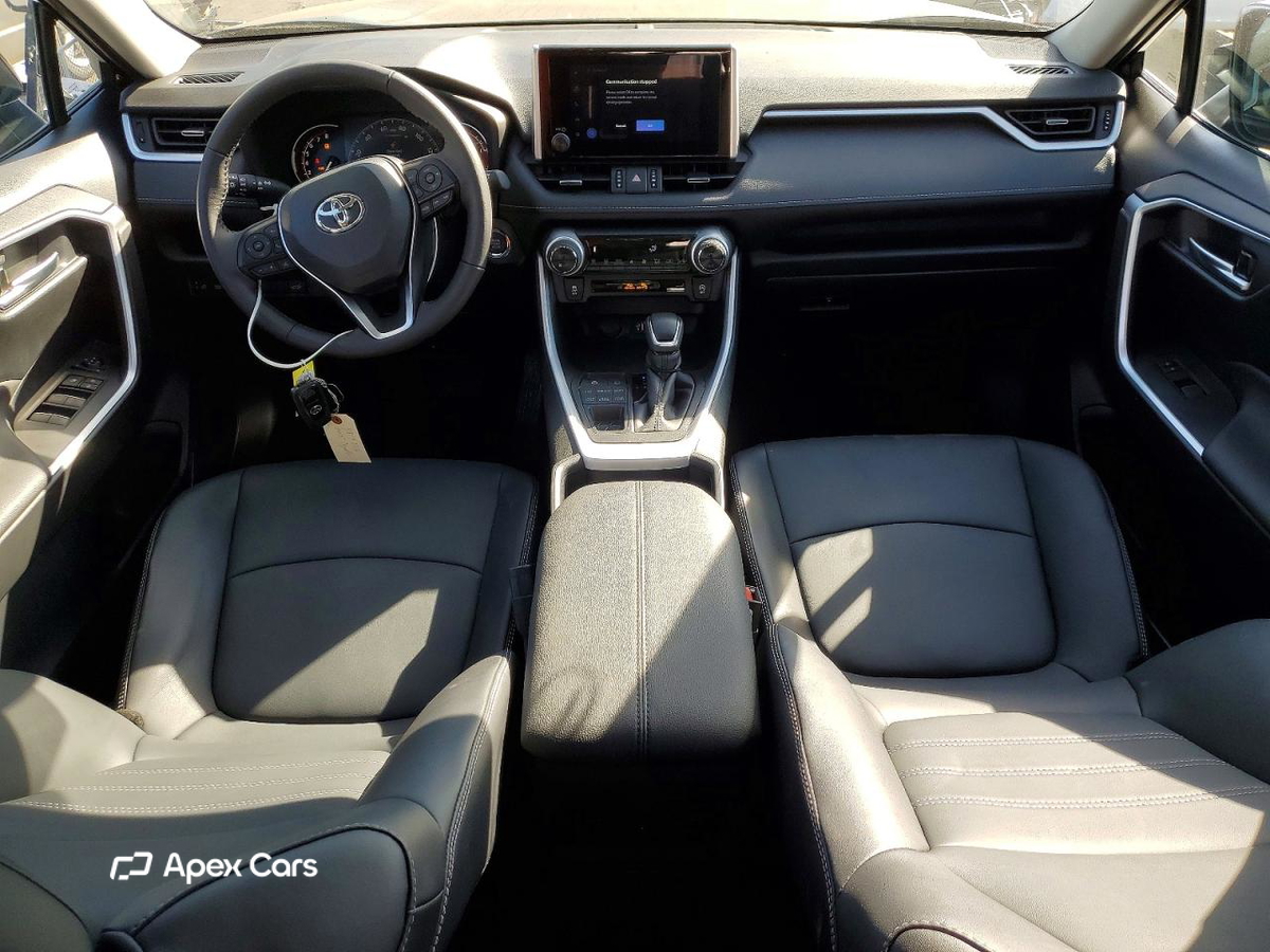 Toyota RAV 4 2025