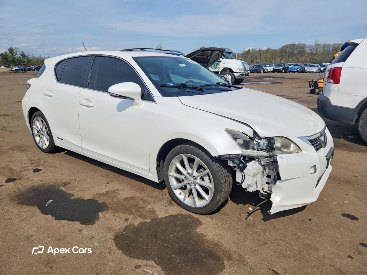 Lexus CT 2013