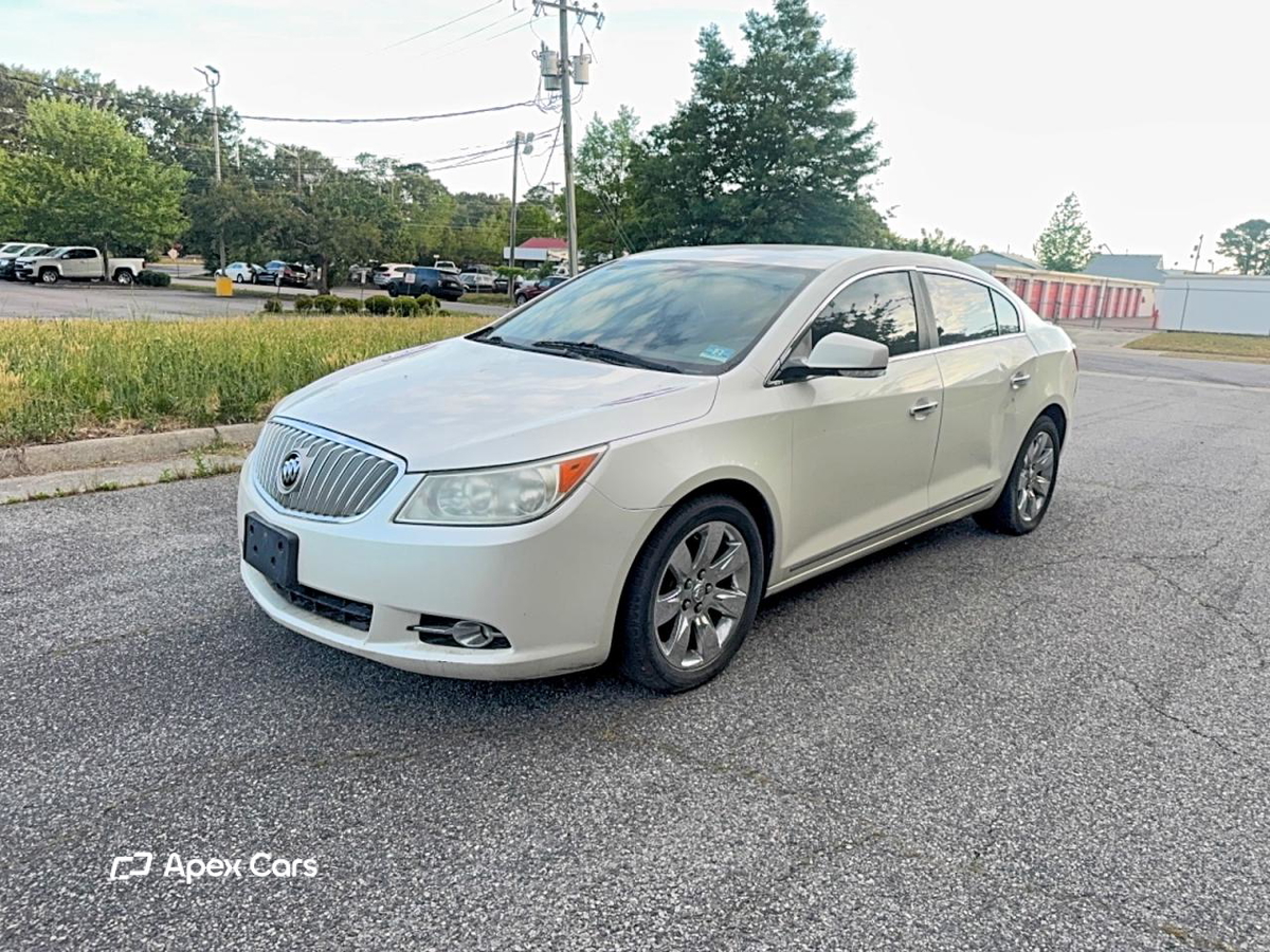 Buick LaCrosse 2011