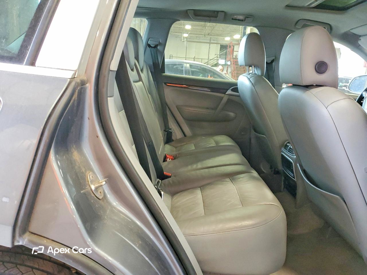 Porsche Cayenne 2004