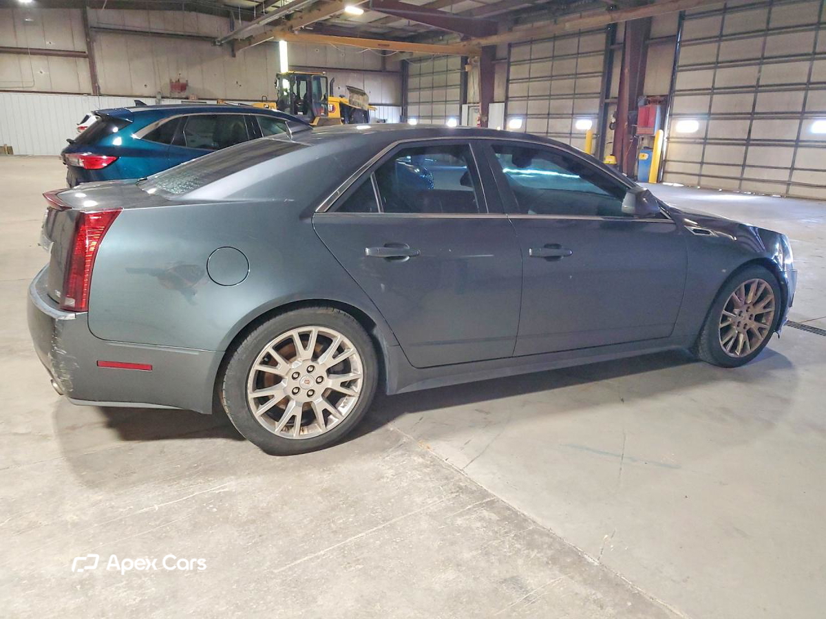 Cadillac CTS 2011