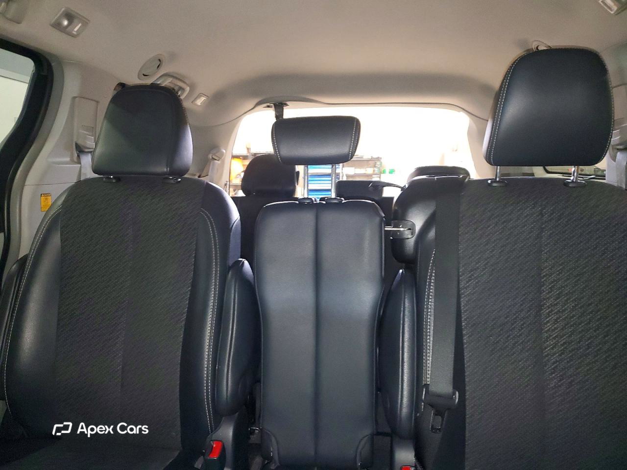 Toyota Sienna 2012