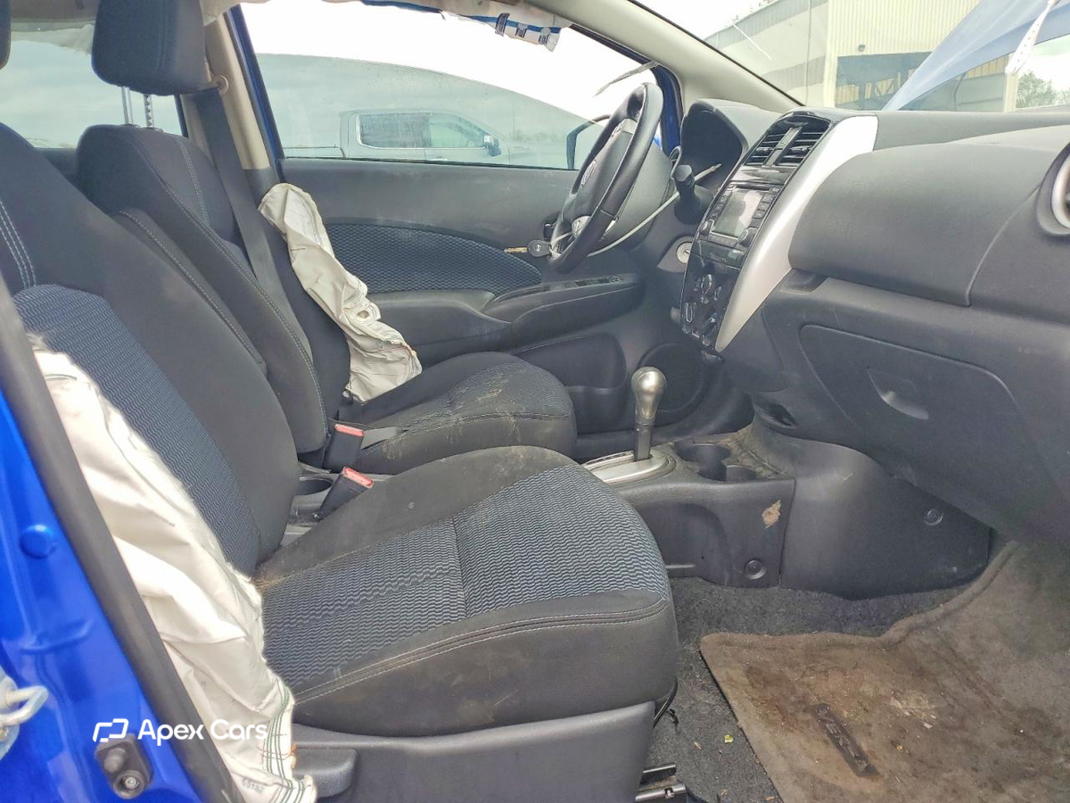 Nissan Versa 2016