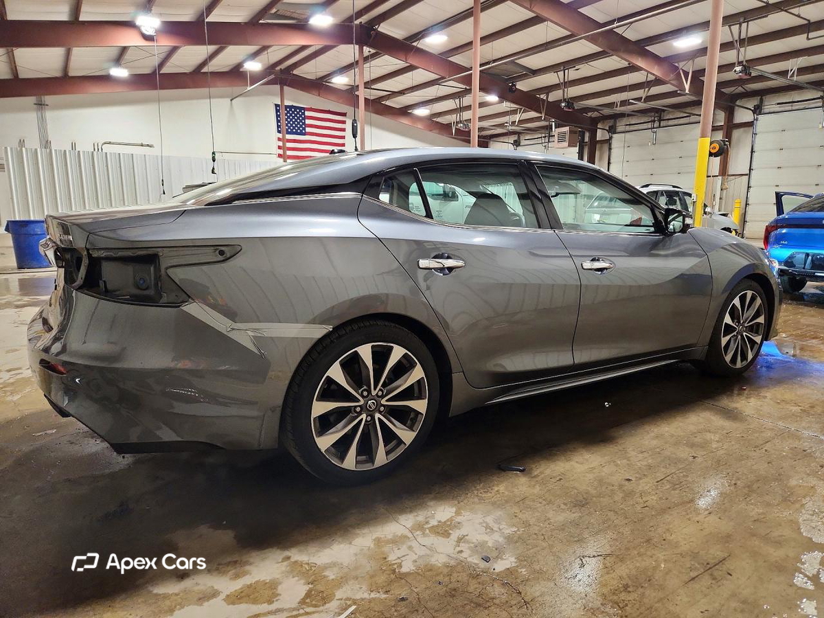 Nissan Maxima 2019