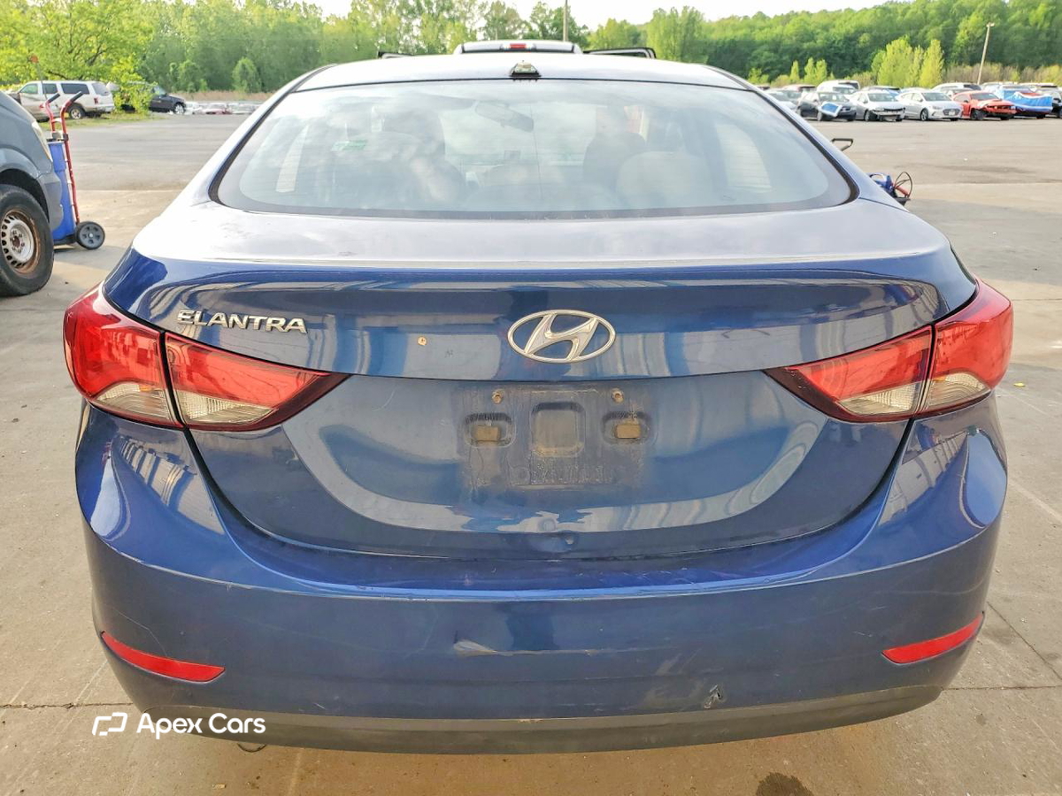 Hyundai Elantra 2016