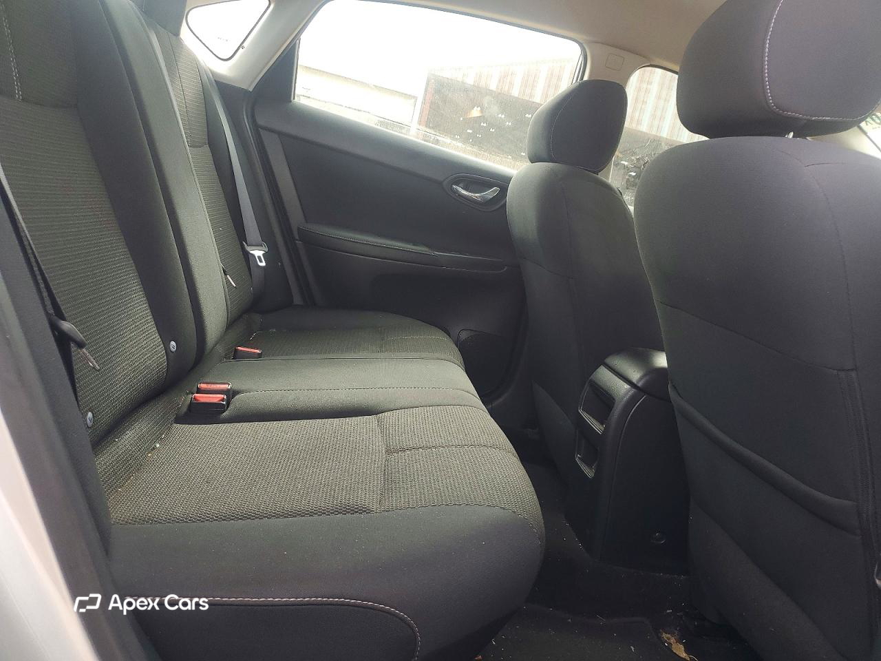 Nissan Sentra 2016