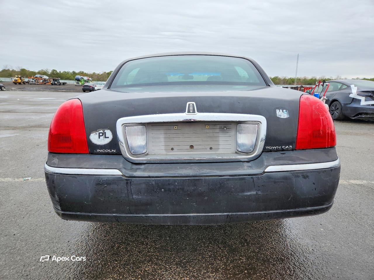 Lincoln Town Car 2010