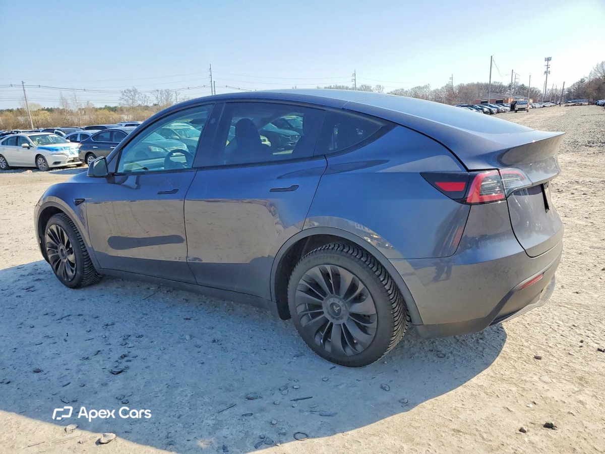 Tesla Model Y 2023