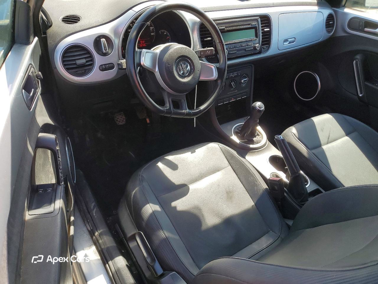 Volkswagen Beetle 2012
