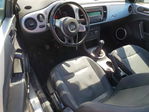 Volkswagen Beetle 2012