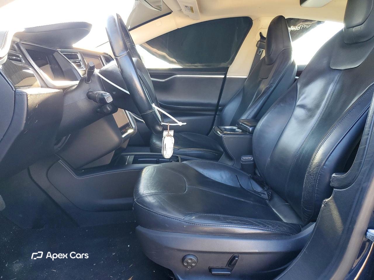 Tesla Model S 2013