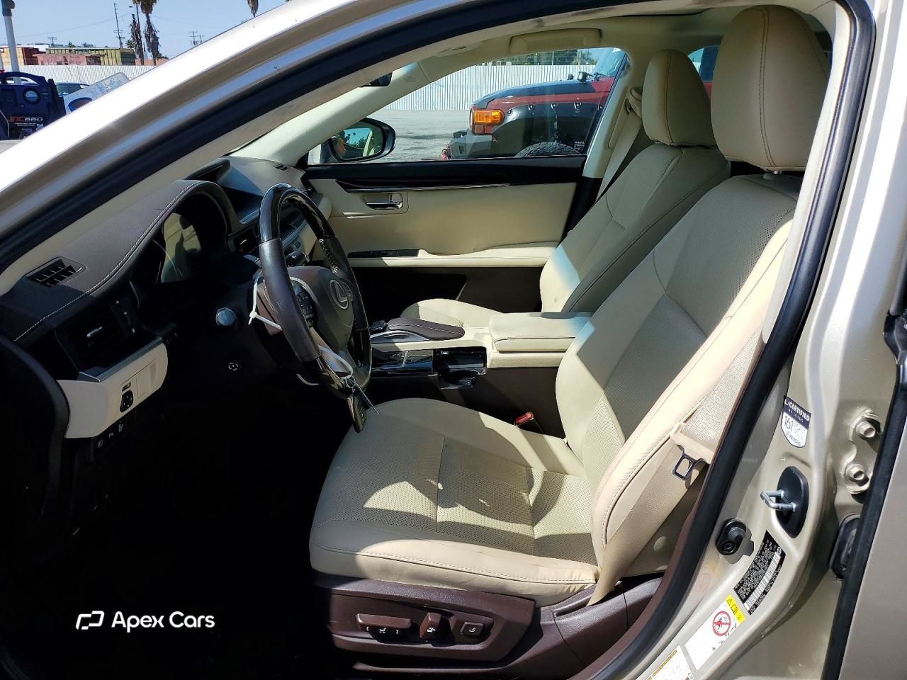 Lexus ES 2016