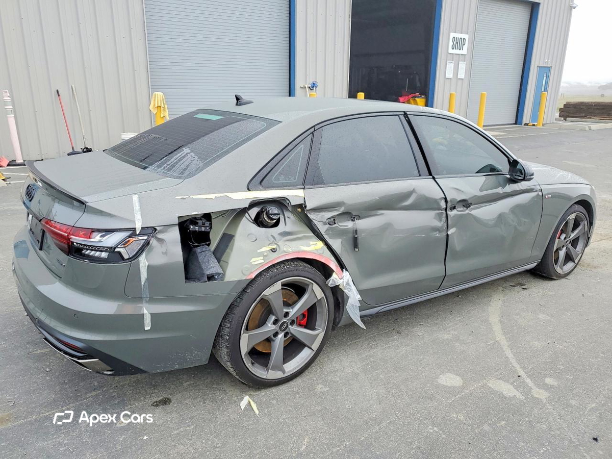 Audi A4 2023