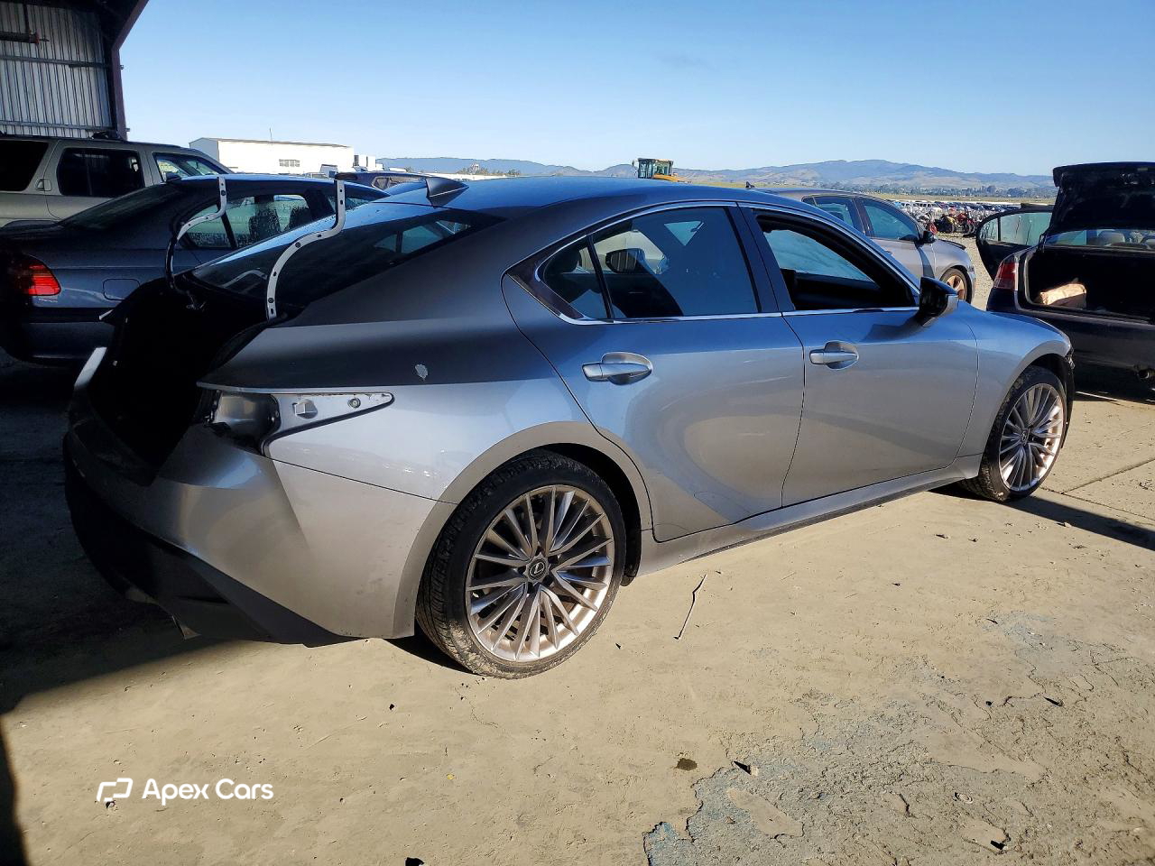 Lexus IS 2023
