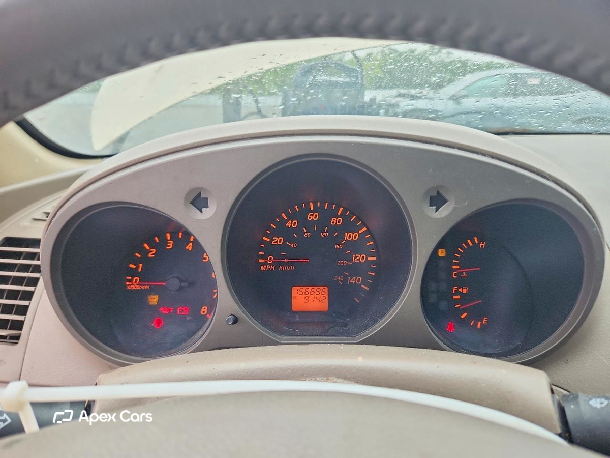 Nissan Altima 2002