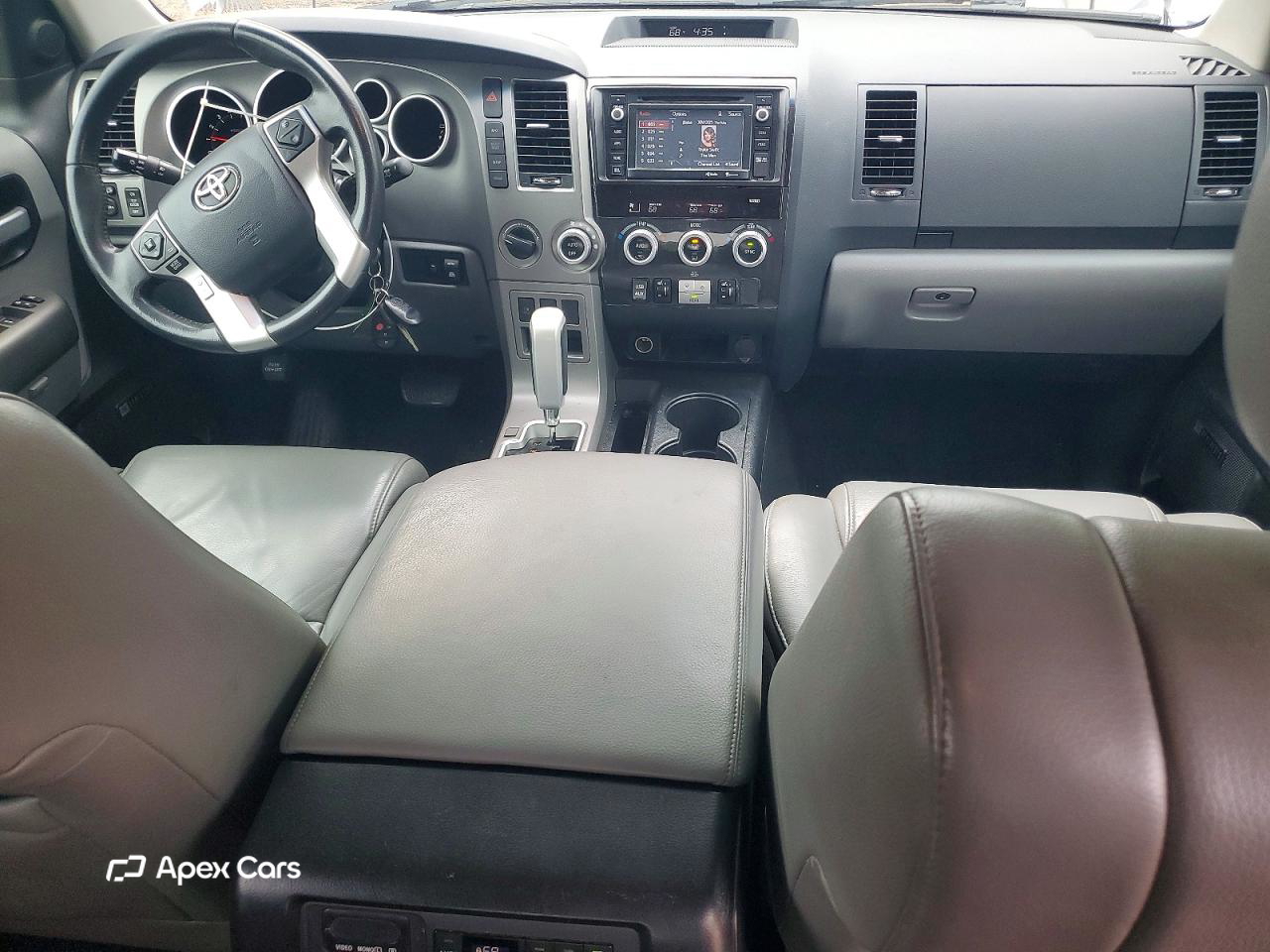 Toyota Sequoia 2014