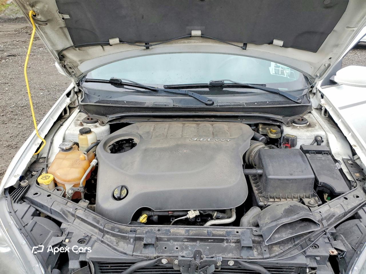 Chrysler 200 2013